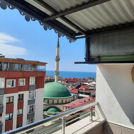 Appartement Deniz Manzarali Teras Cati Kati *